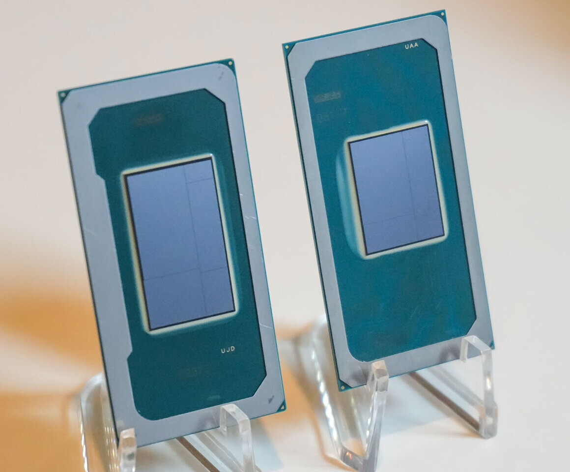 Intel Arc B390 Delivers 12x iGPU Performance Leap Over 2016 Gen9—Here’s the Full Breakdown