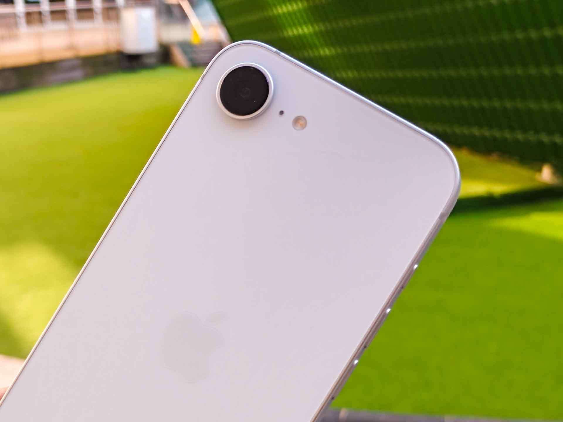 <strong>iPhone 17e and Base iPad 2026: No Design Overhaul, Reports Claim</strong>