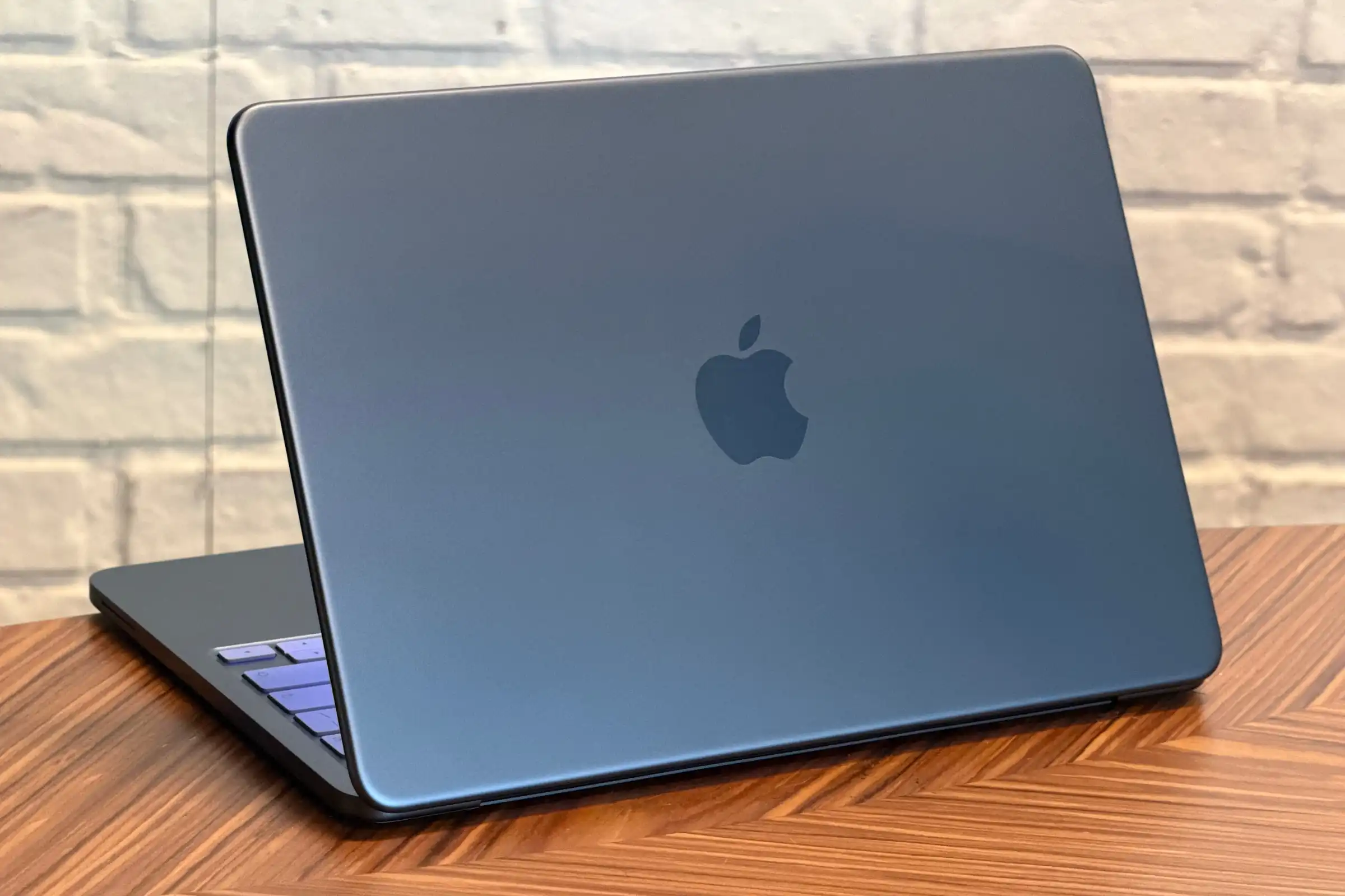 MacBook Neo’s Thermal Gambit: A New Benchmark for Creator Workloads