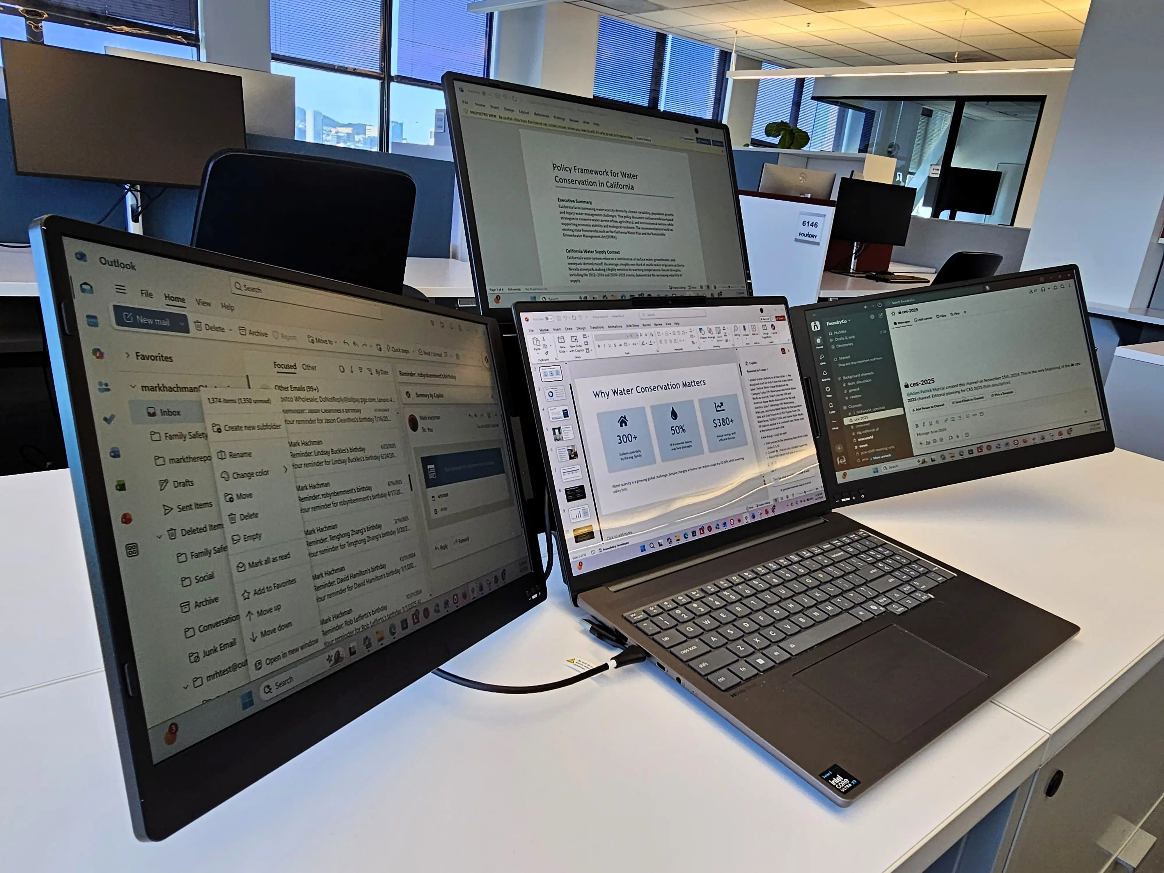 Triple-Screen Laptop Extender: A Creator’s Portable Office, With Trade-Offs