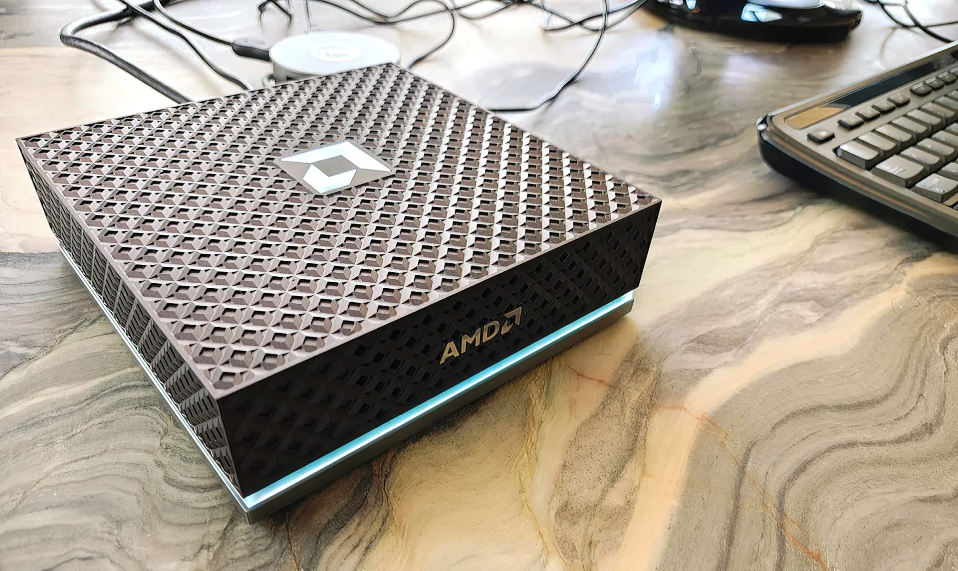 AMD's Ryzen AI Halo Mini PC: A Counterpoint to NVIDIA's High-End AI Workstations