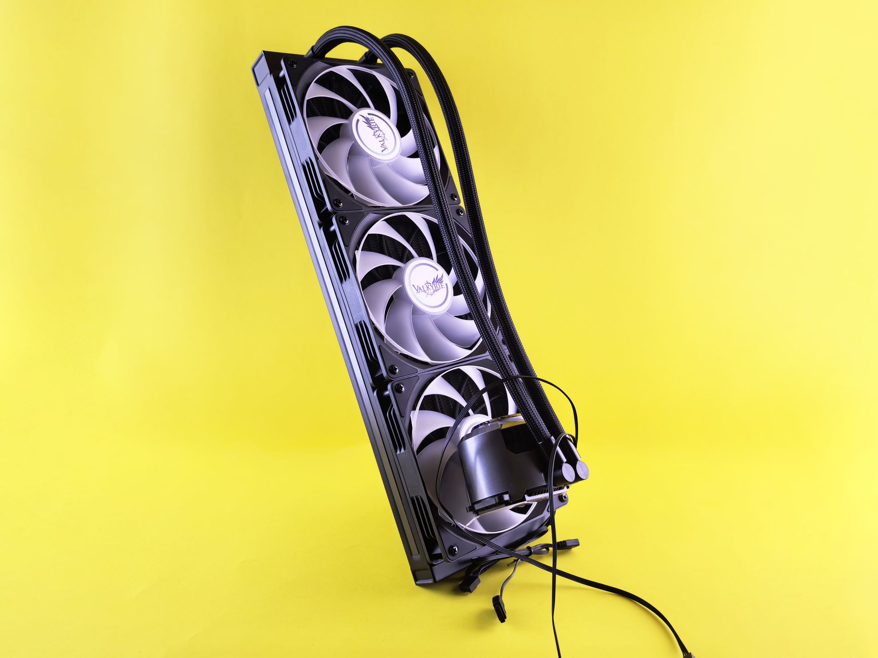 Pushing the Limits: Diamond-Copper Cooling and Next-Gen Thermal Pastes