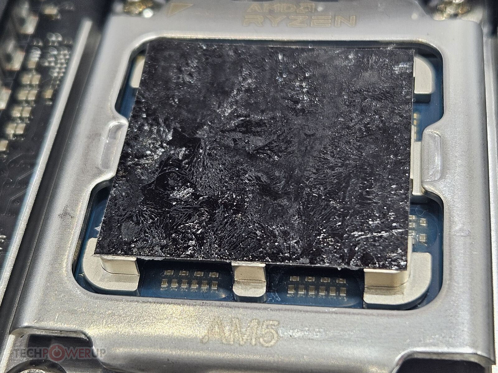 Noctua and Carbice Partner to Revolutionize PC Cooling with Carbon Nanotube Thermal Pads