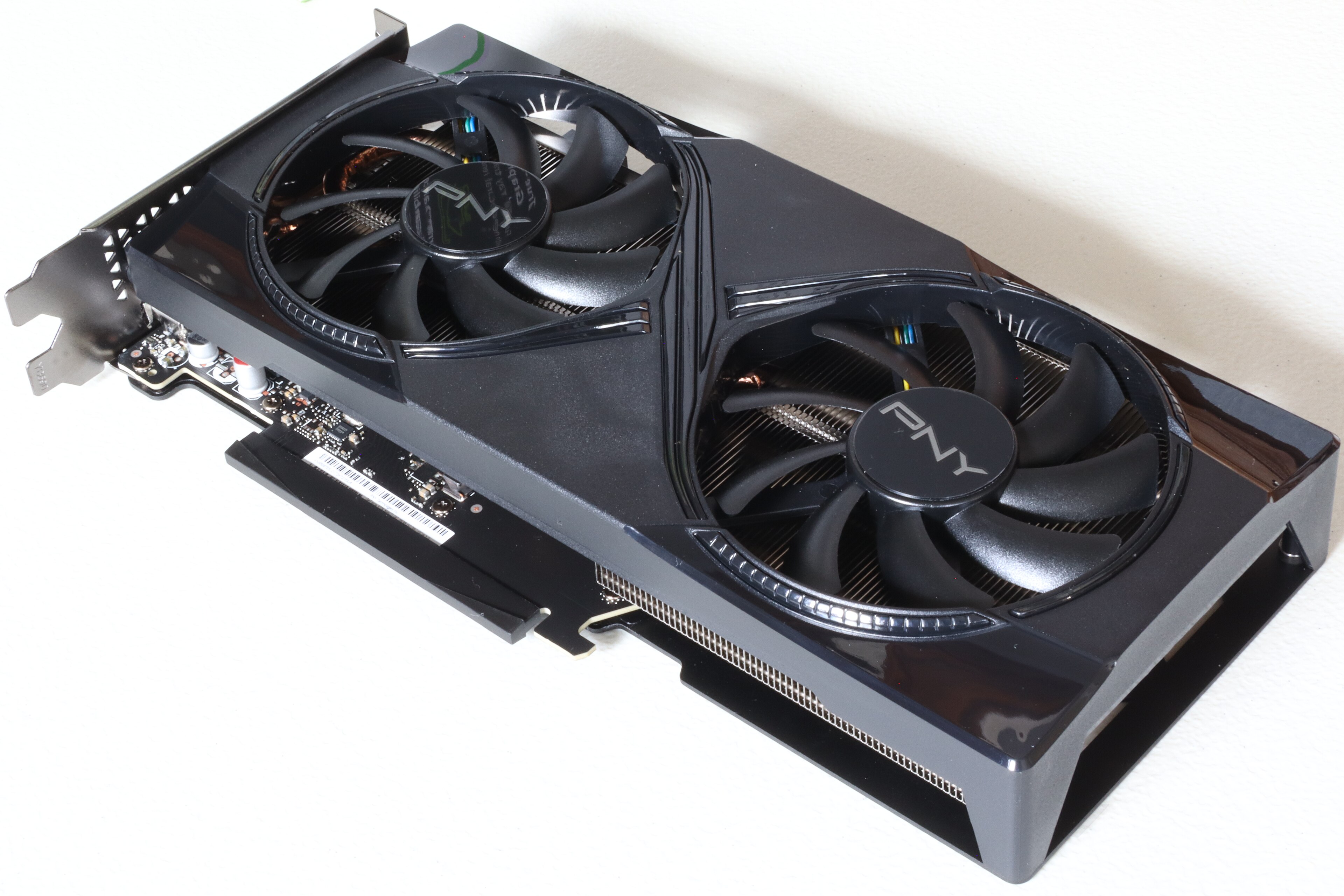 Nvidia GeForce RTX 5060 Ti 16GB, PNY Overclocked Dual Fan, front